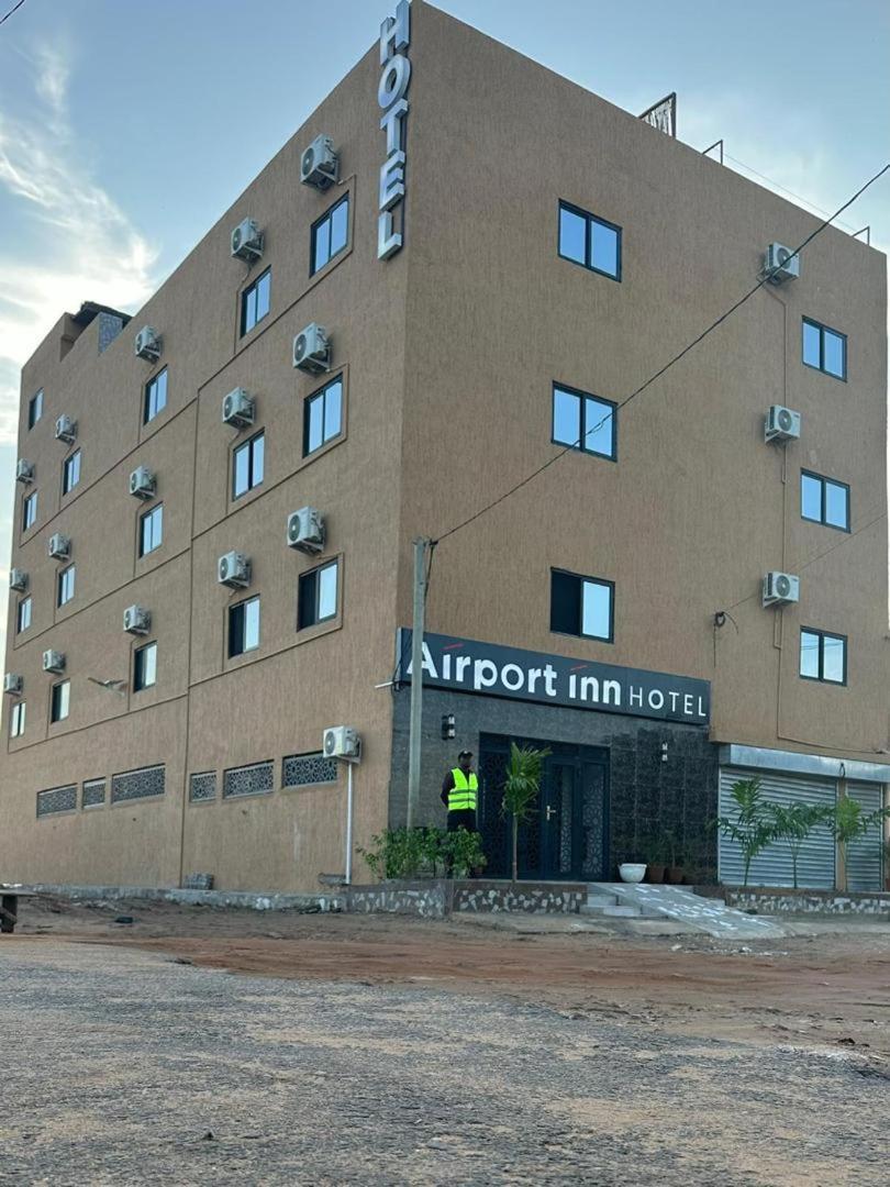 Airport Inn Hotel Lomé Exteriör bild